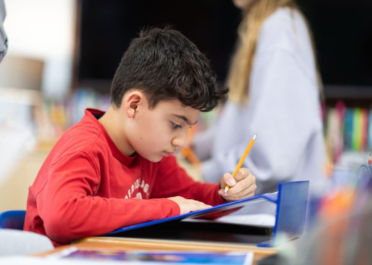 ACS Hillingdon International School — photo 1 of 5