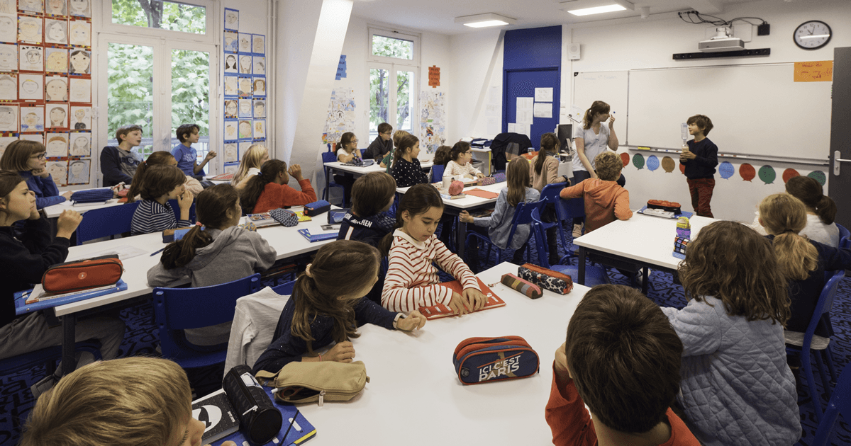 École Jeannine Manuel Paris — boarding school campus