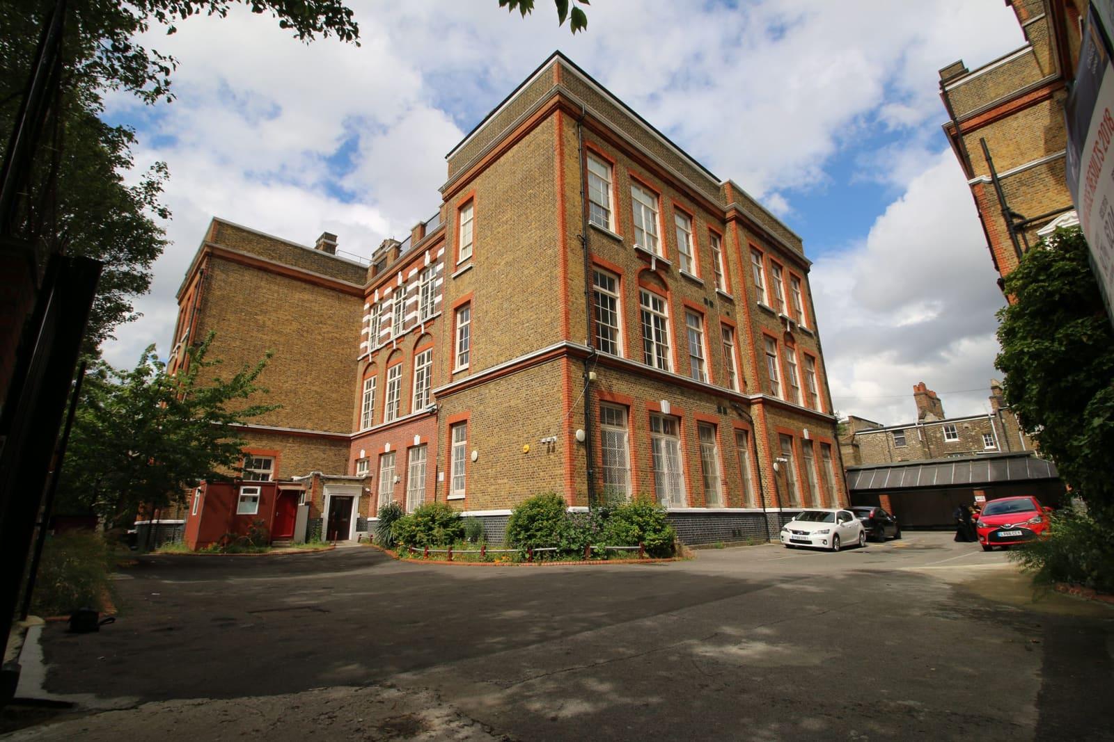 Al-Madani Girls School — boarding school campus