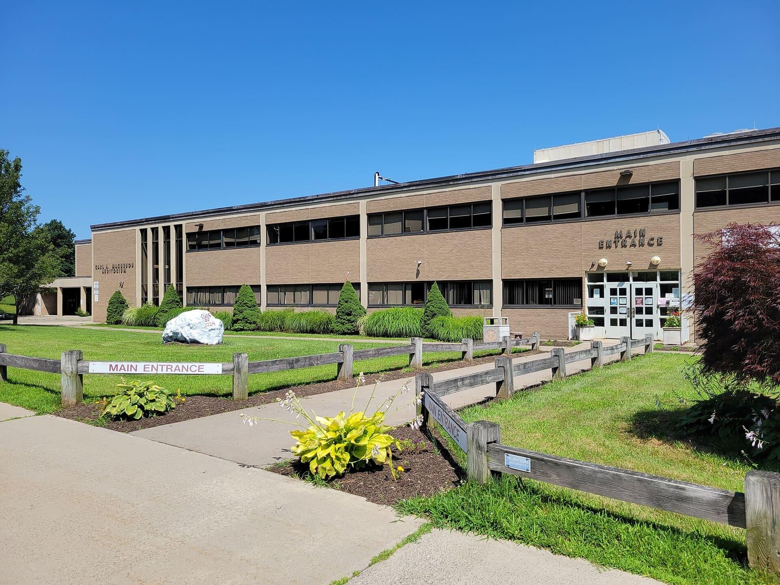 Badminton School — boarding school campus