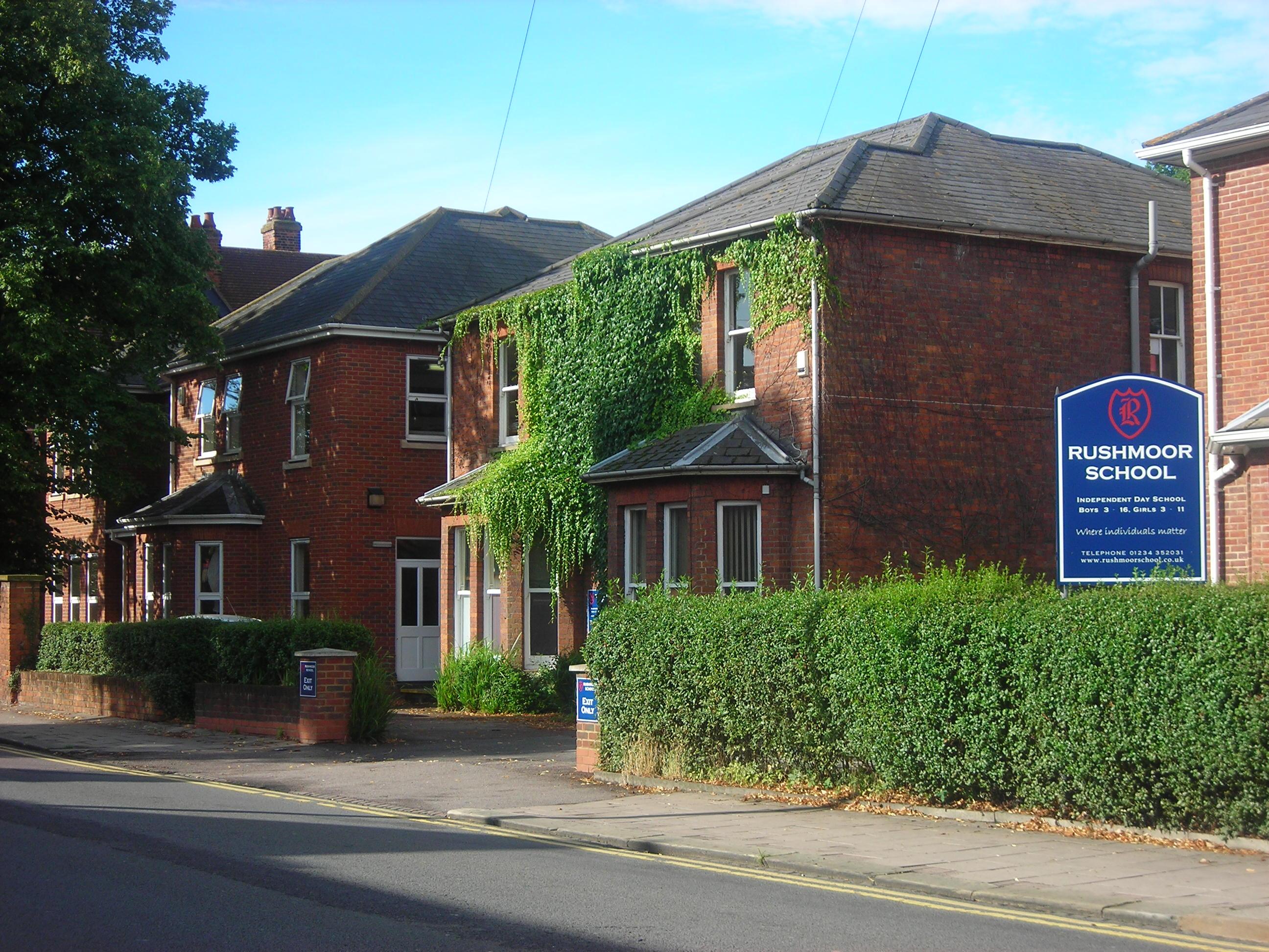 Bedford Greenacre Independent School — boarding school campus