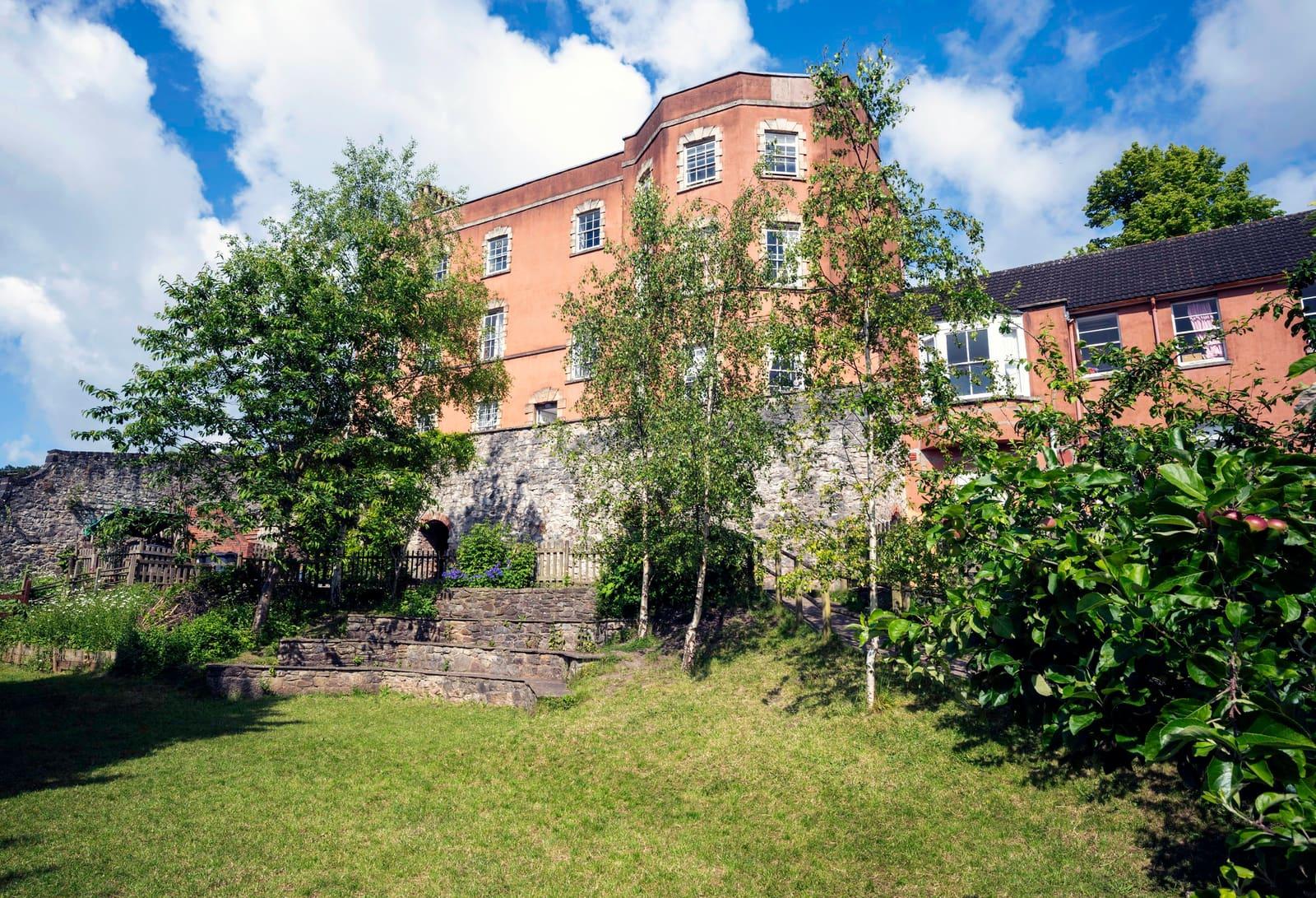 Bristol Waldorf School — boarding school campus