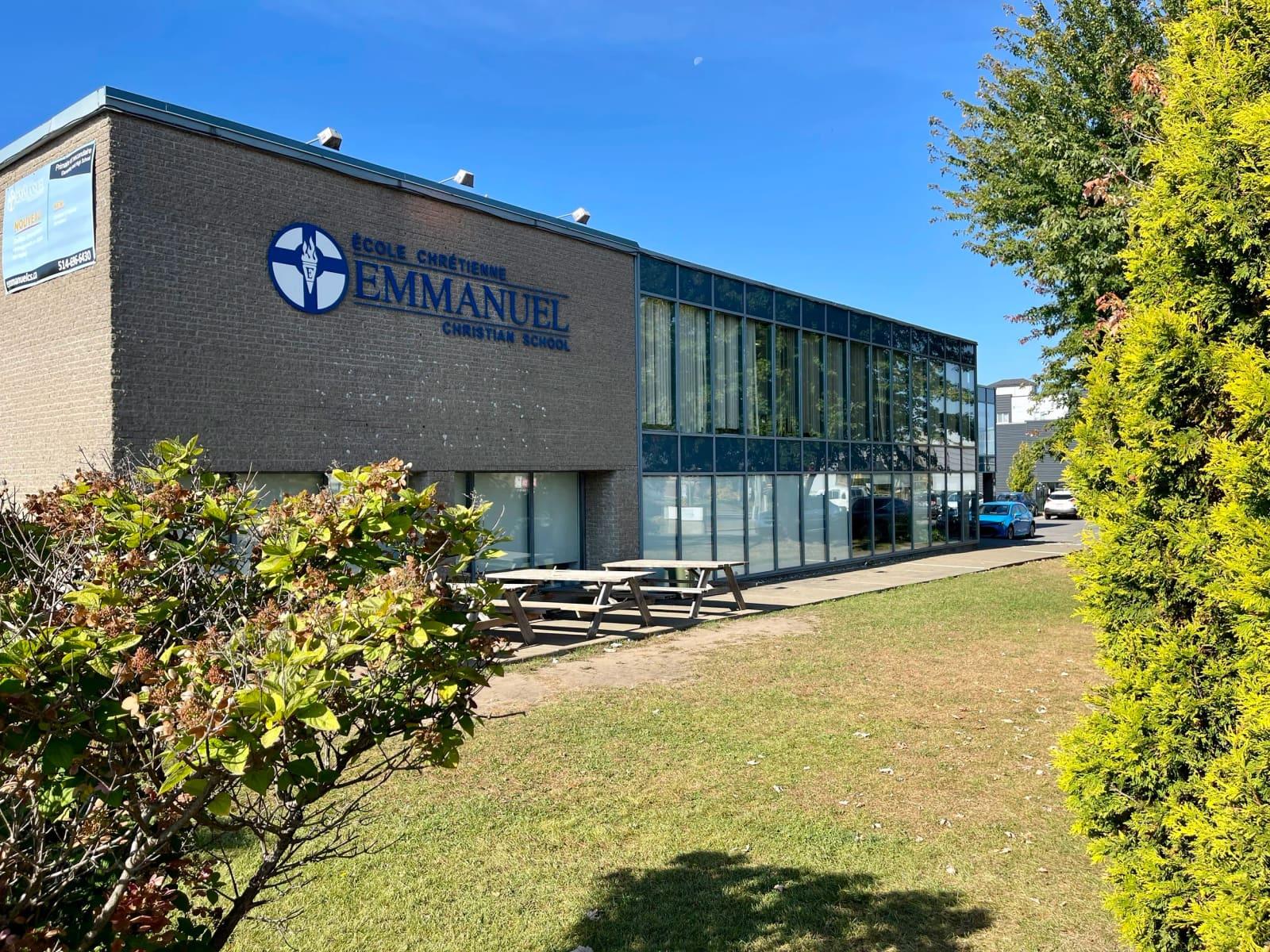 Emmanuel Christian School Leicester — boarding school campus