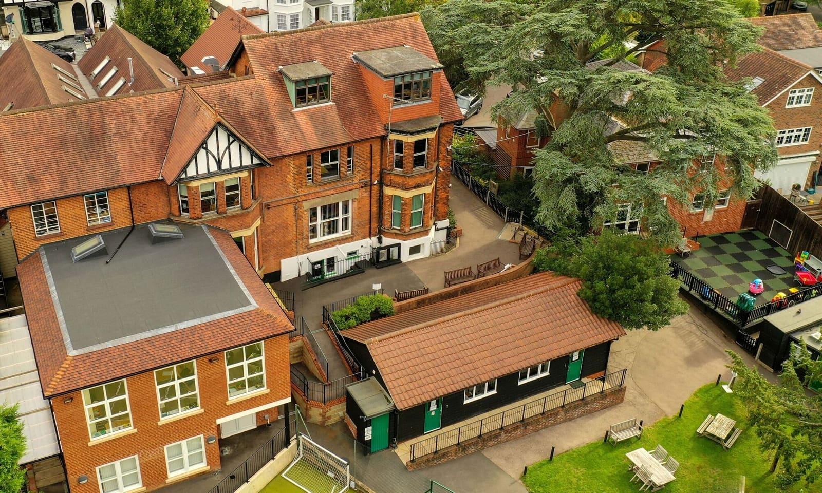 Oaklands School, Loughton — boarding school campus