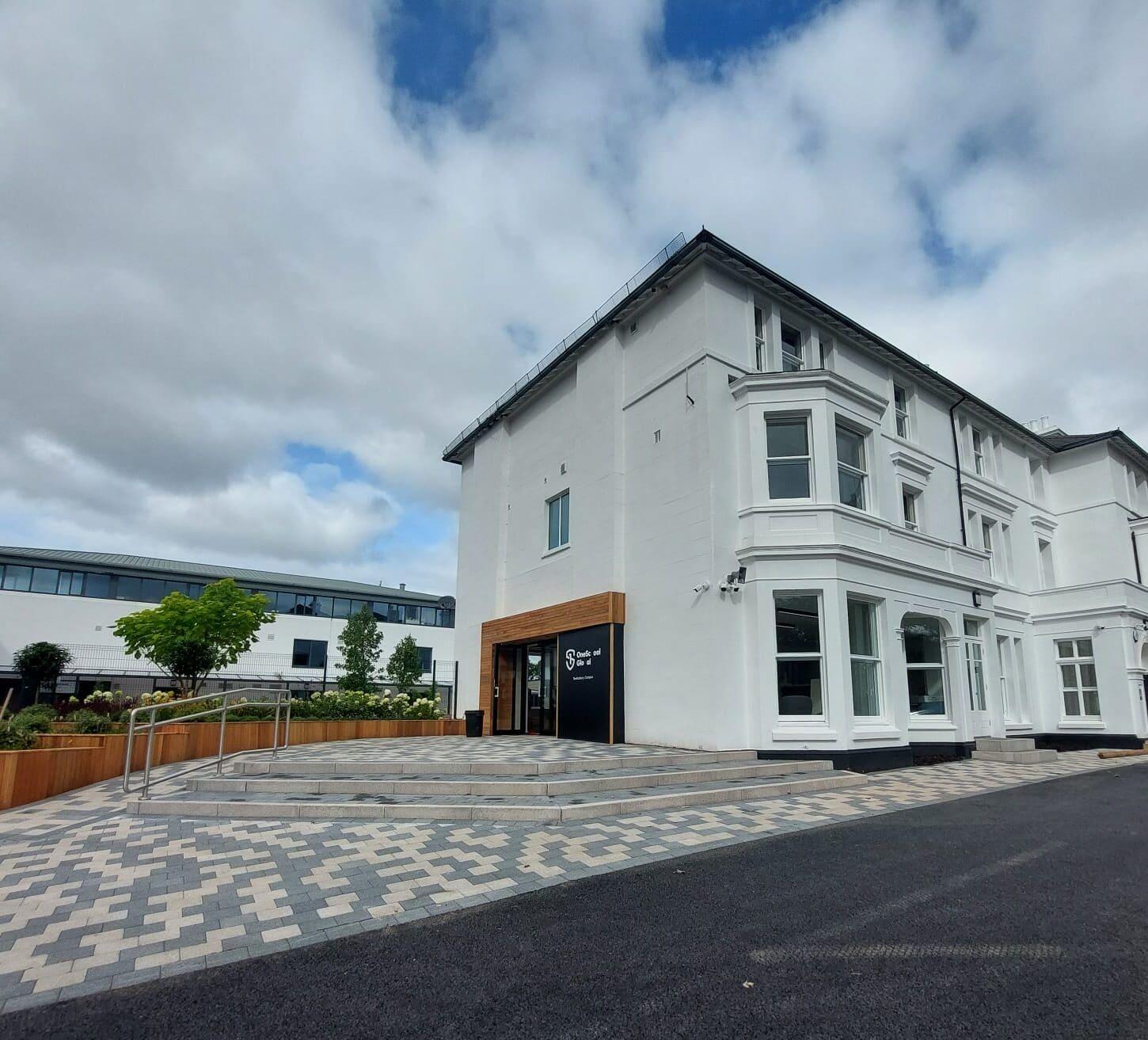 Oneschool Global Uk - Tewkesbury Campus — boarding school campus