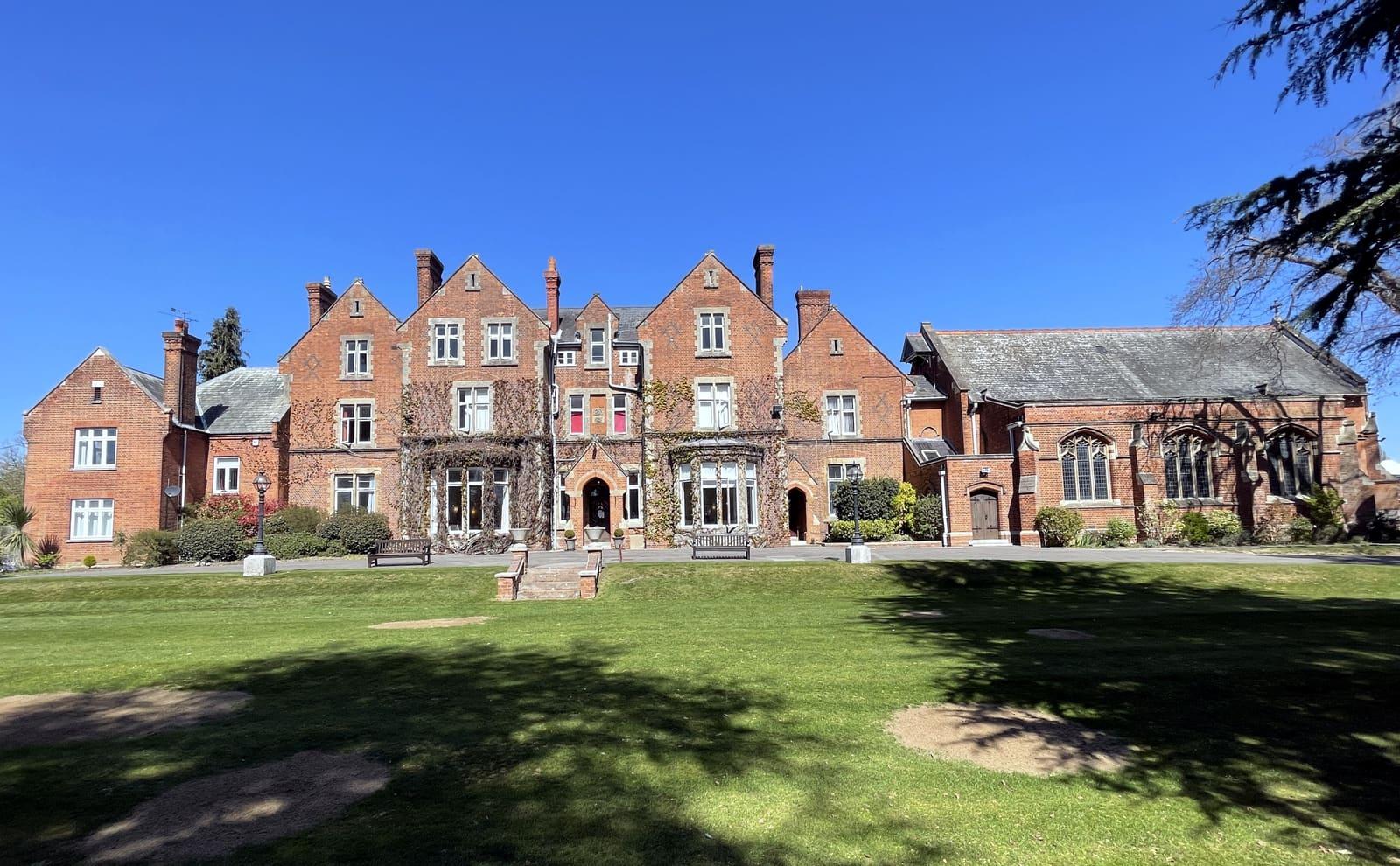Queen Anne's School, Caversham — boarding school campus