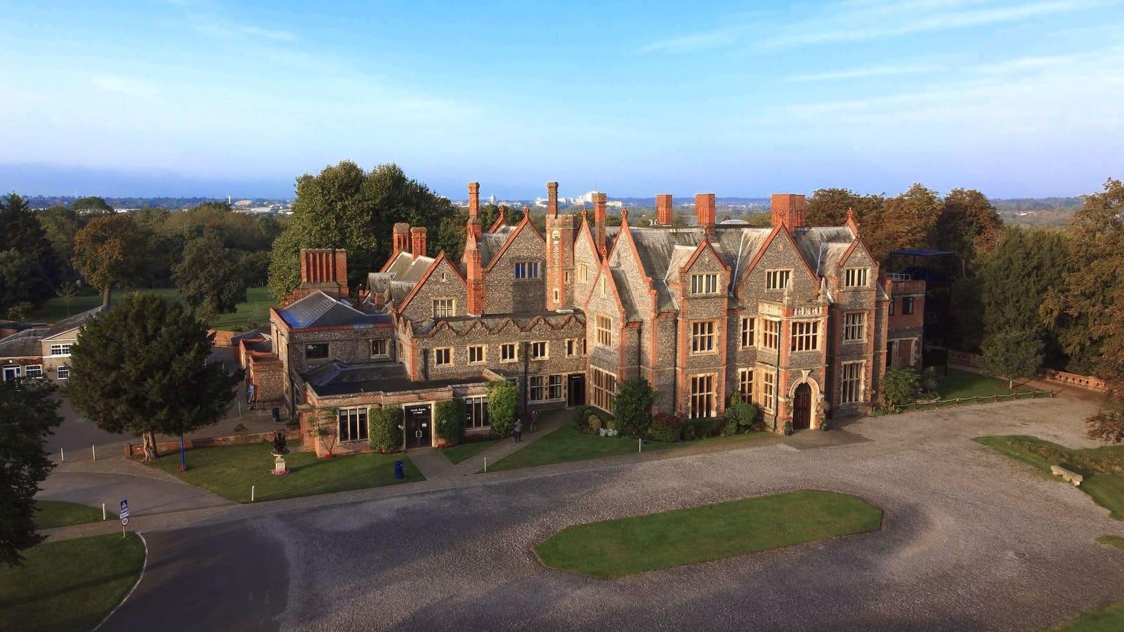 Reading Blue Coat School — boarding school campus