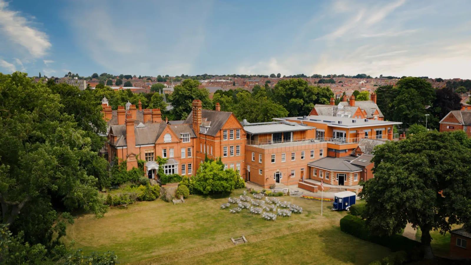 Wellingborough School — boarding school campus