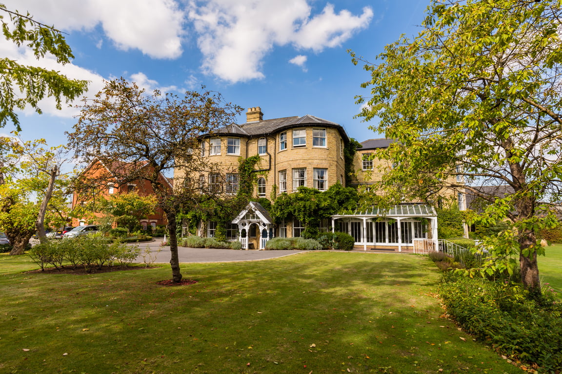 Summer Fields School