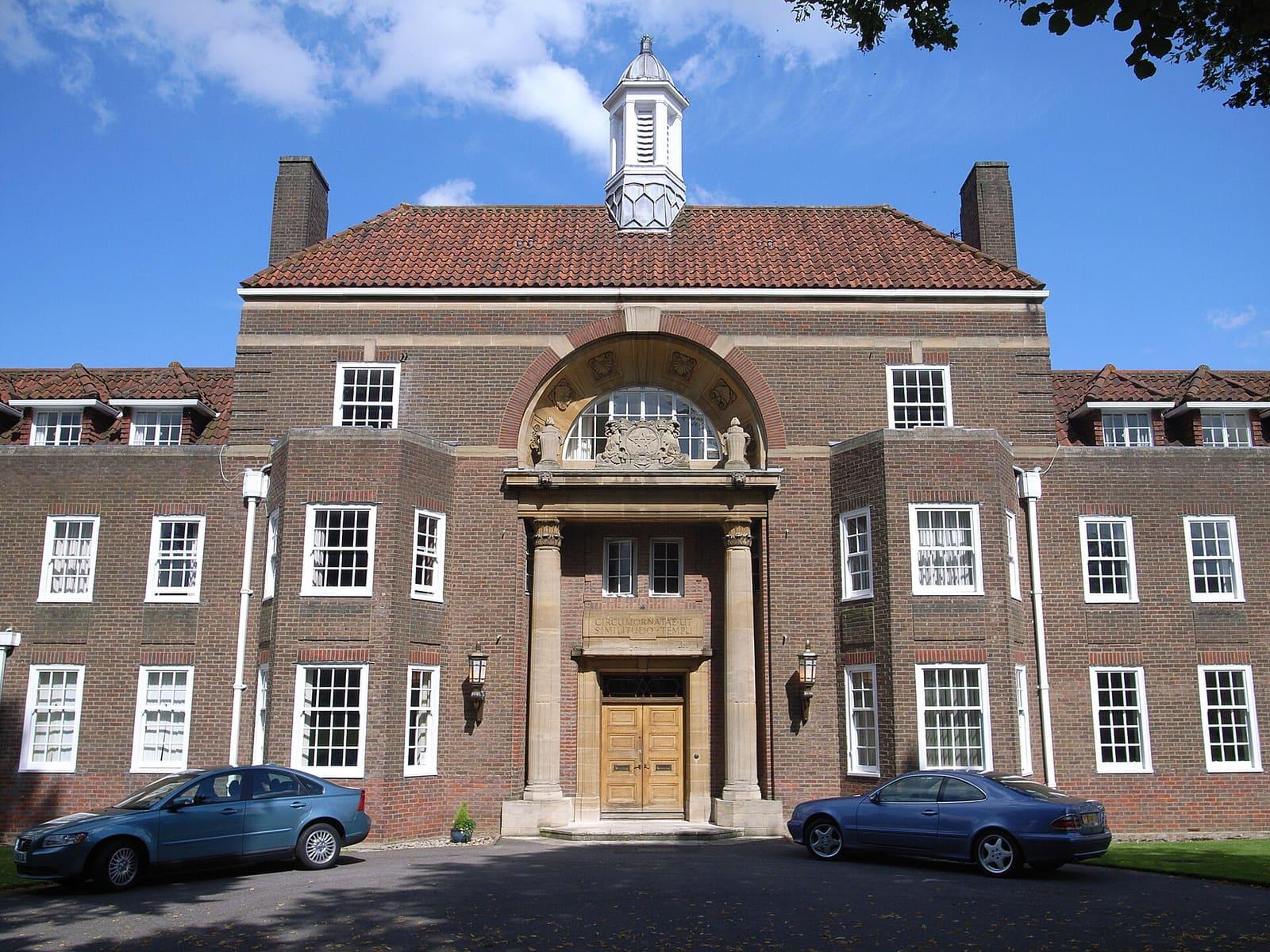 Royal Masonic School for Girls — boarding school campus